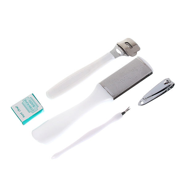 Педикюрный набор на блистере, 5 предметов "Ultramarine" (скребок для пяток, терка металлическая для ног, триммер, кусачки и лезвия)