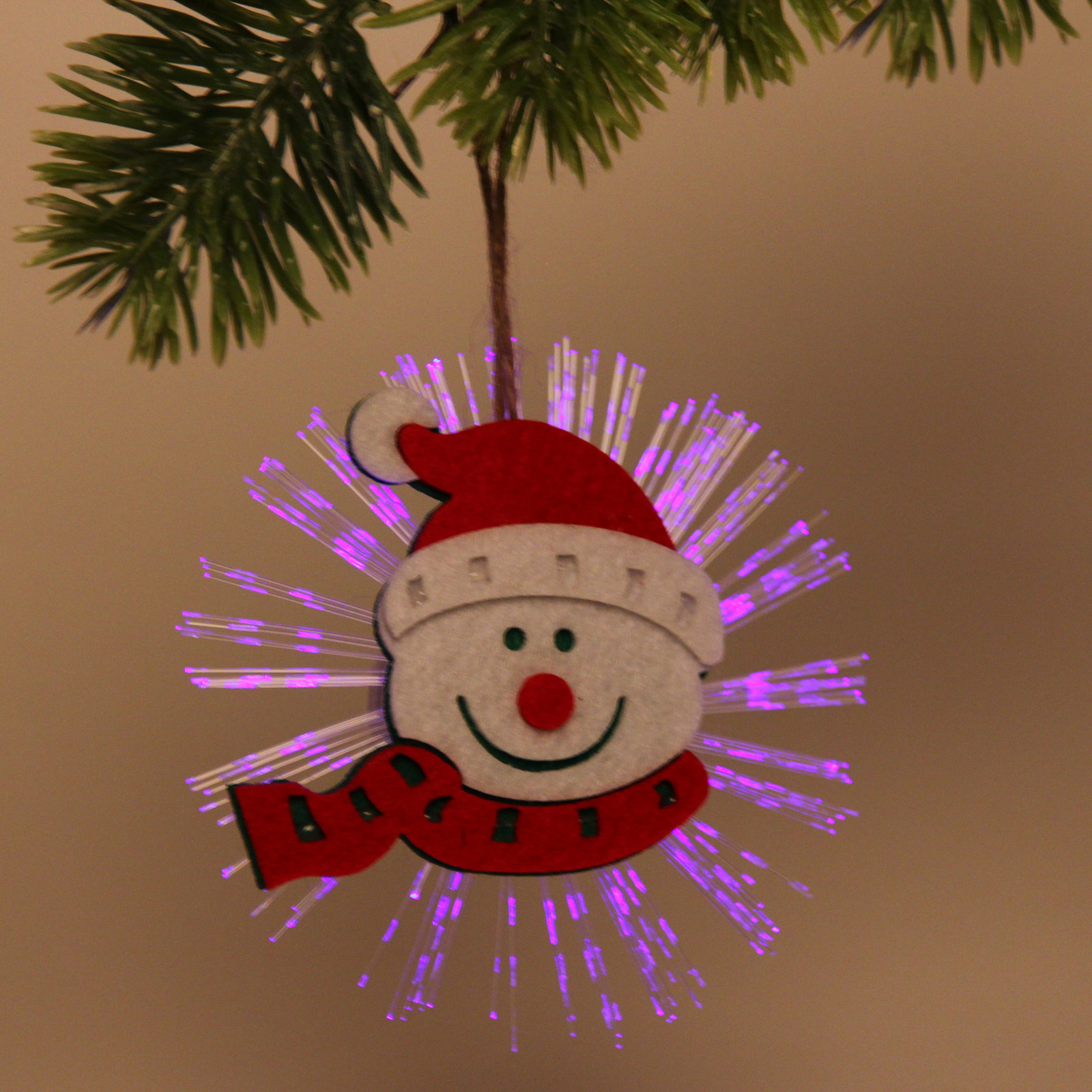 Сувенир с подсветкой "Снеговик в колпачке" 10 см