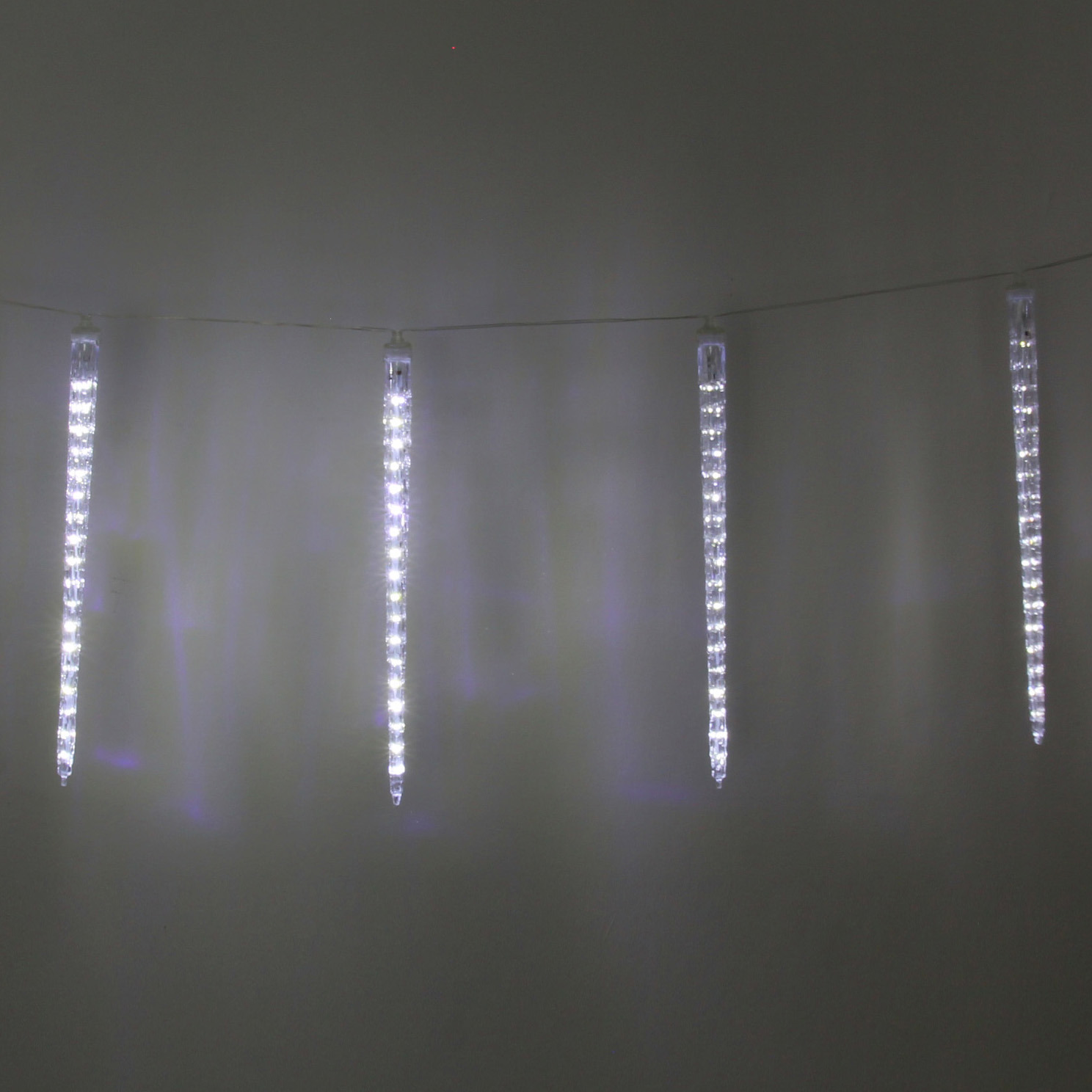 Гирлянда для улицы "Сосулька" 3,0 м*42 см 288 ламп LED, IP-54, Белый (8 трубок)