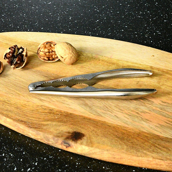 Орехоколка "Эконом". Длина 16,5 см.