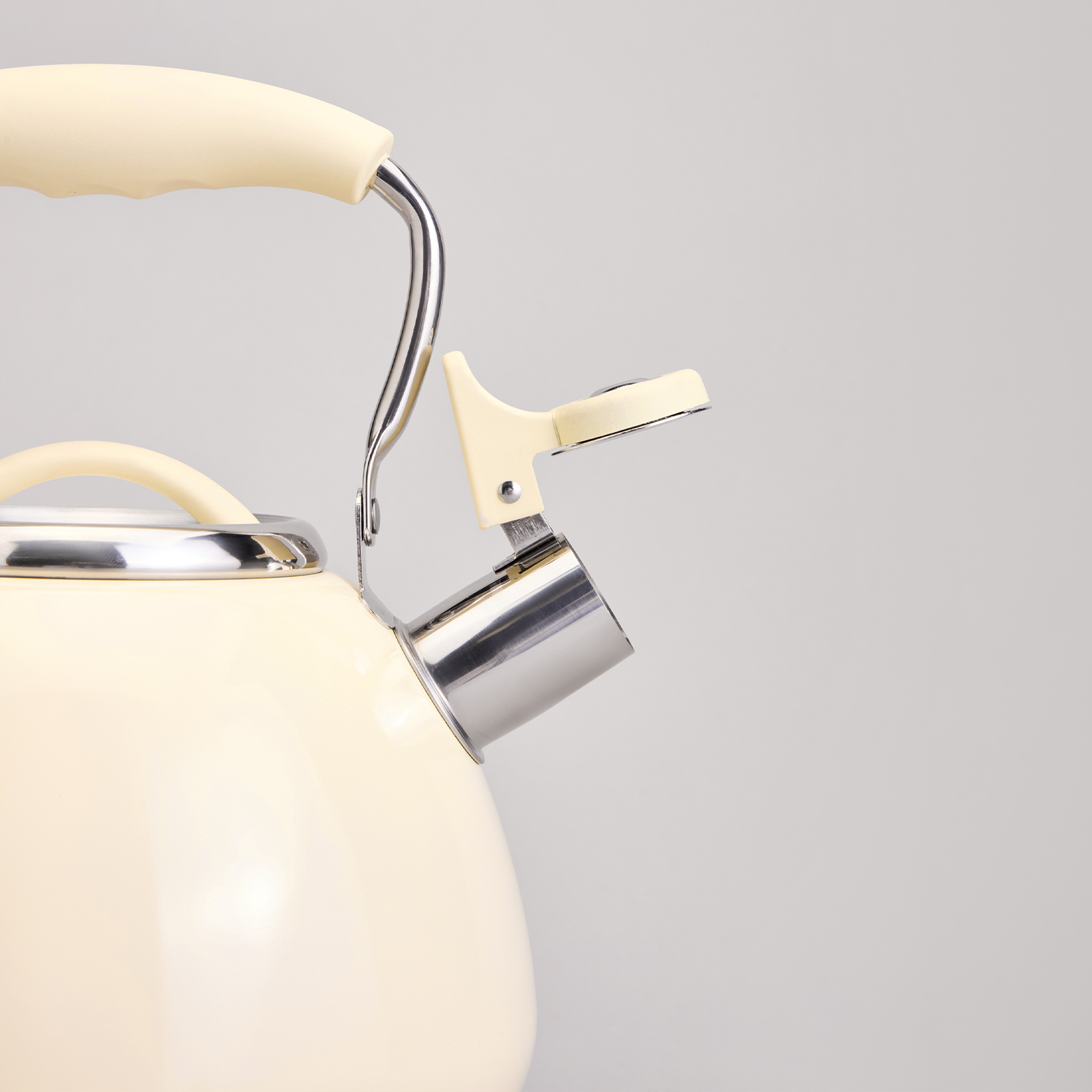 ЧАЙНИК СО СВИСТКОМ И СКЛАДЫВАЮЩЕЙСЯ РУЧКОЙ, 2.9Л