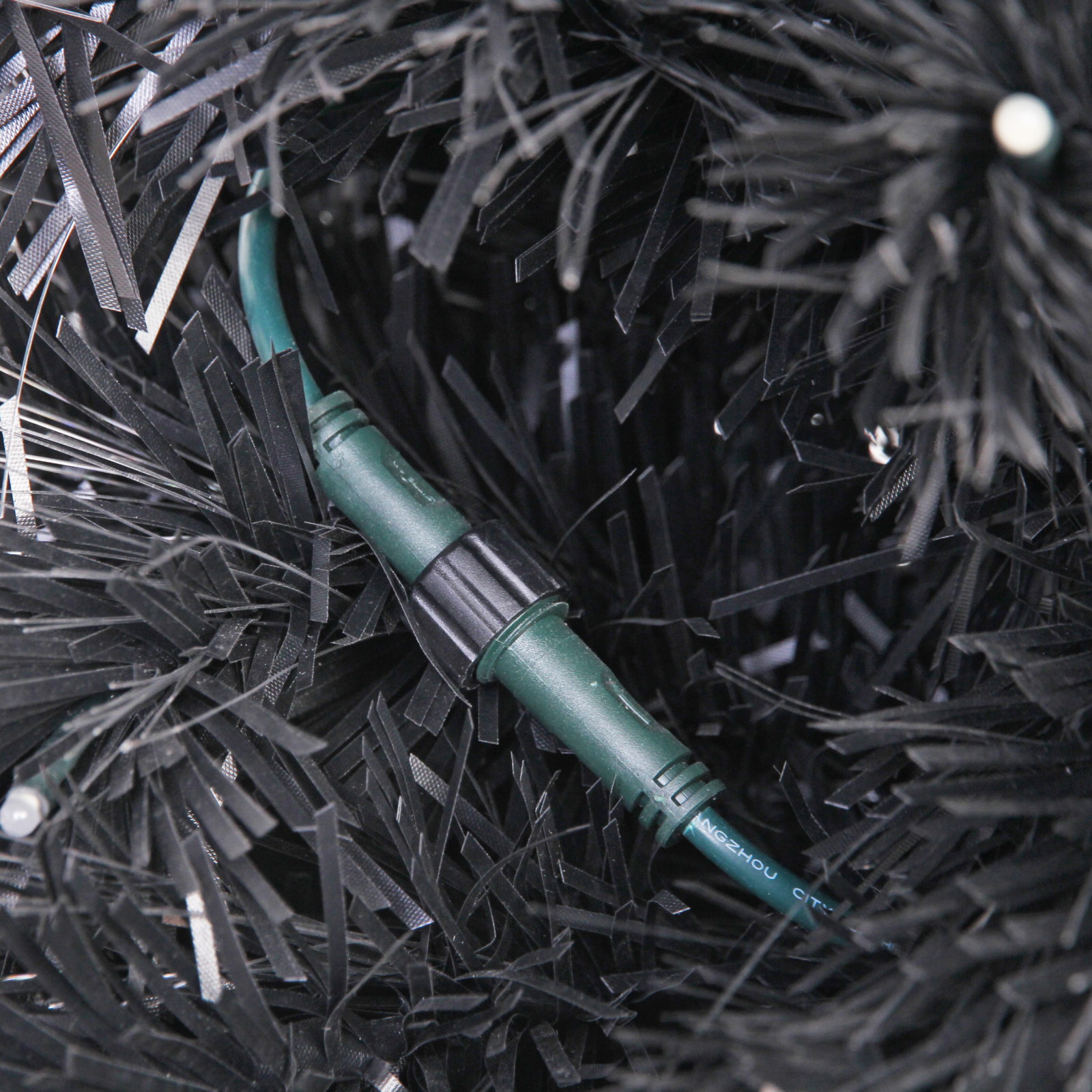 Ёлка светодиодная "Млечный путь" 210 см, ПВХ черный,  цвет свечения-Белый (289 веток) (T1050B-210)