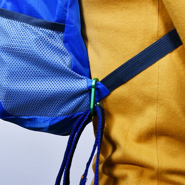 Набор карабинов 4 шт. Размер 5х3 см 