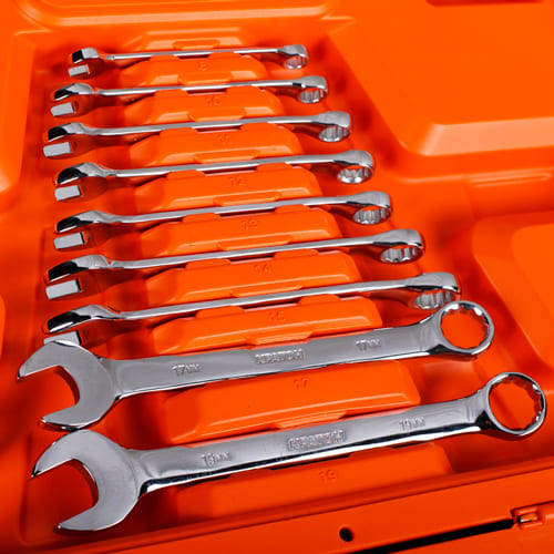 Набор инструментов Кратон TS-04 1/2"+1/4" 58 предметов