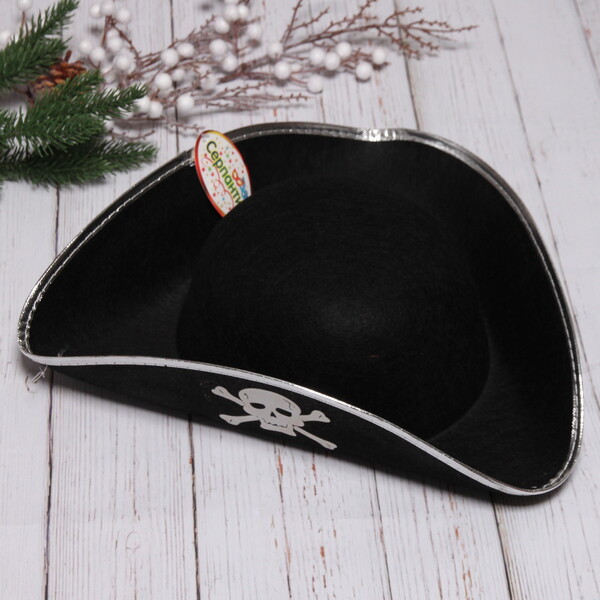 Шляпа карнавальная "Большой Пират" белый ободок 