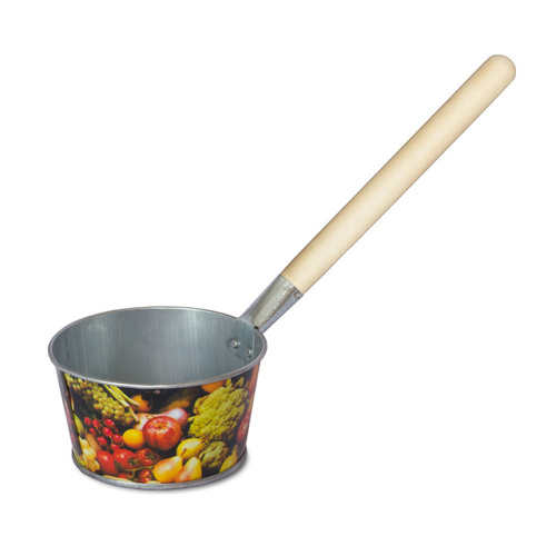 Ковш оцинк 2,5л банный с деревянной ручкой, с декором (Магнитогорск) (1/10)