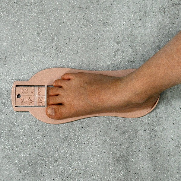 Измеритель стопы "Фут" 22х9х2,5 см 3цв