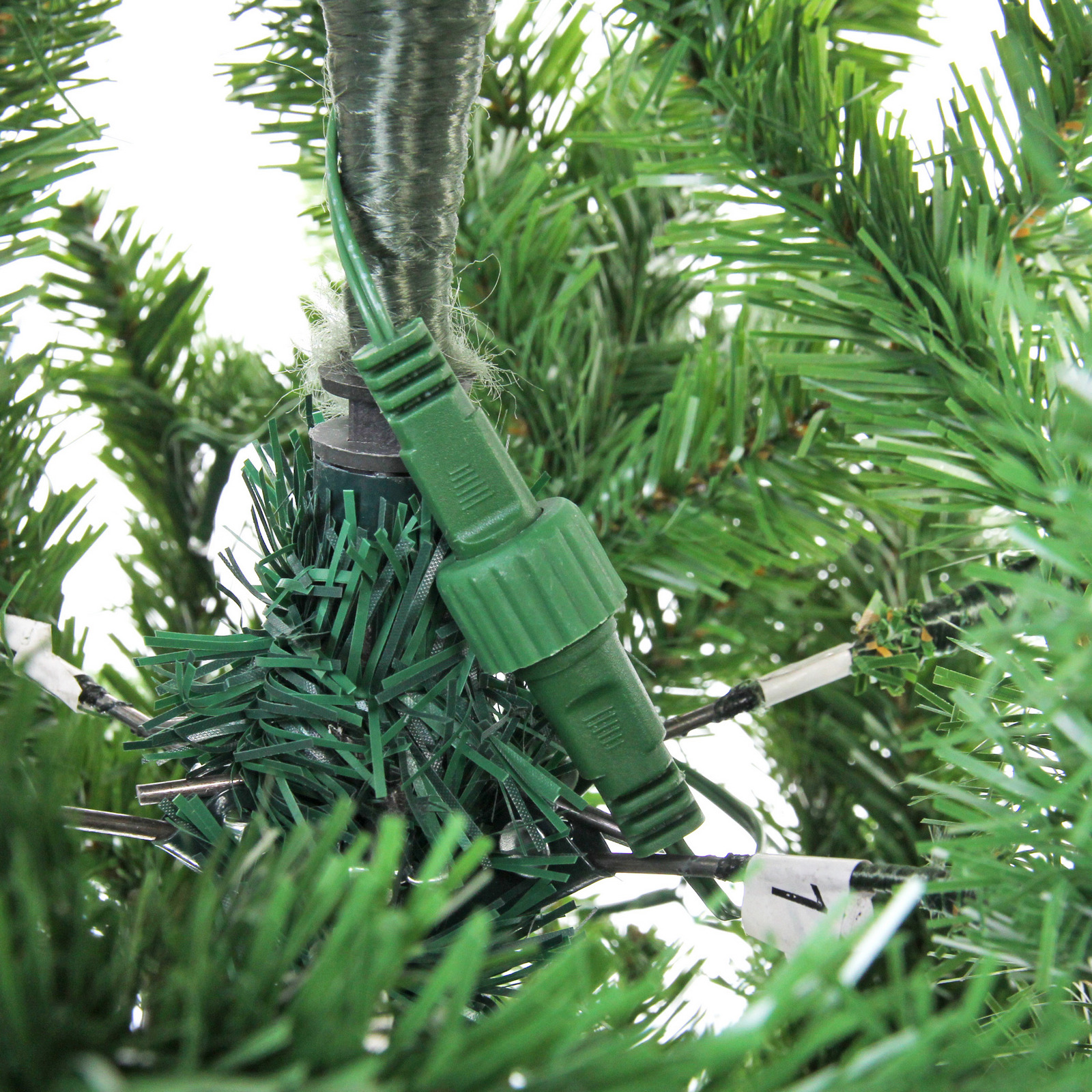 Ёлка "Свет в ночи" 150 см, ПВХ (600 веток) 220 ламп LED (свечение-Теплый белый)