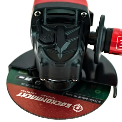 Угловая шлифовальная машина 1-125 Энергомаш ГАРАНТ