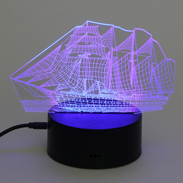 Светильник ночник "3D-Корабль" на пластиковой подставке, с включателем USB