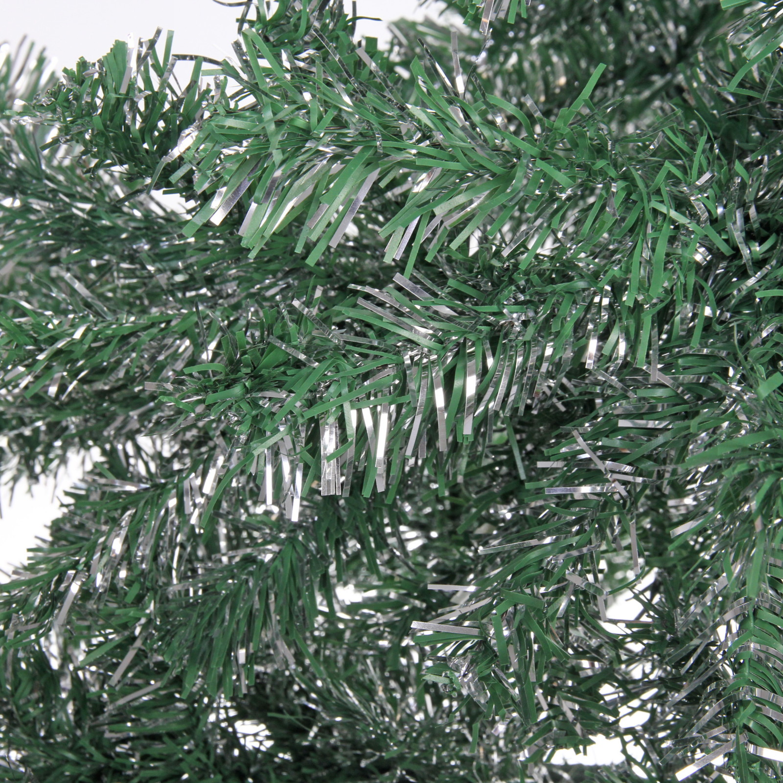 Ёлка "Серебряная дымка" 210 см, ПВХ зеленый с серебром (900 веток) 