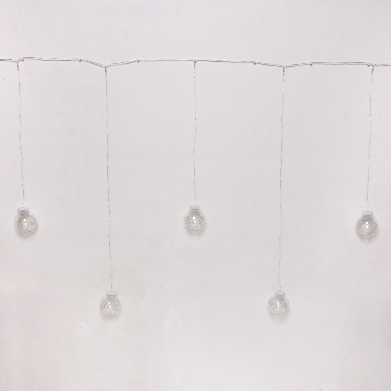 Гирлянда для дома БАХРОМА "Шар" ш2,5 м* в0,5/0,8м 200 ламп LED, d-8 см, 1 реж, IP-20, Белый