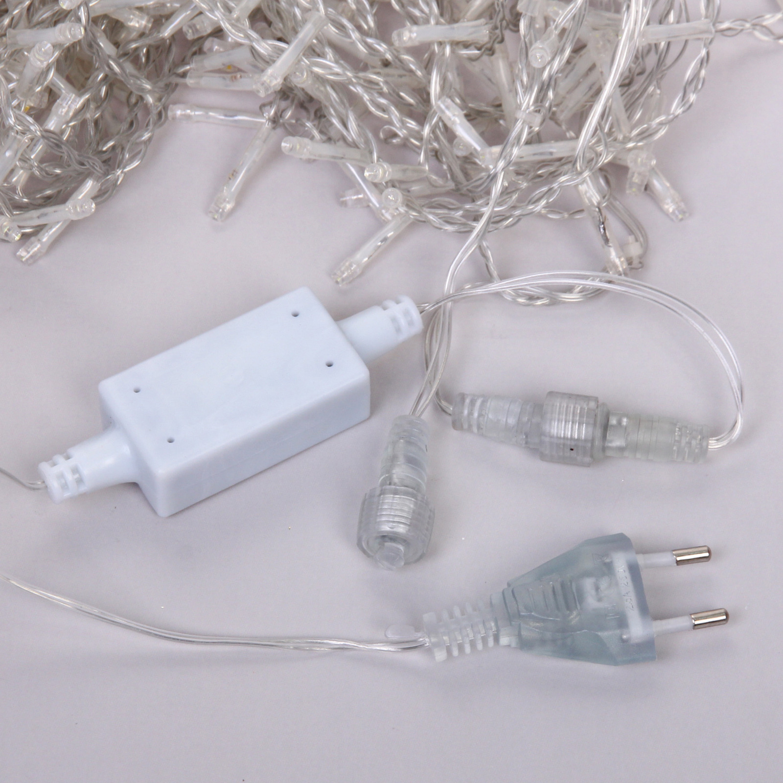 Гирлянда для улицы ЗАНАВЕС "Мерцание" ш2* в1,5 м 320 ламп LED, прозрач.пров,1 реж.,IP-54, Белый/Теплый белый мерцает (возможность соединения)