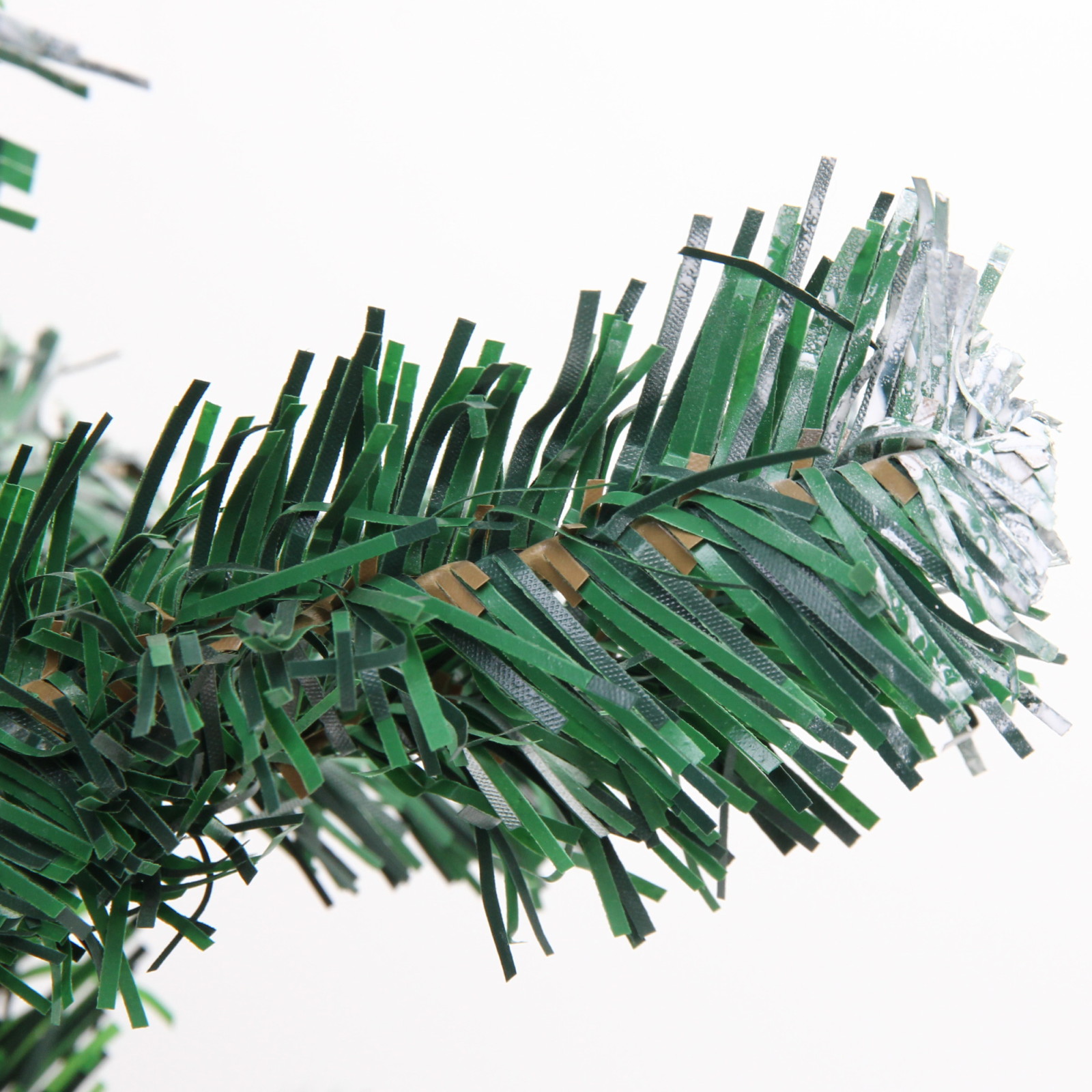 Ёлка "Зимний вечер" 180 см, ПВХ с шишками (950 веток)