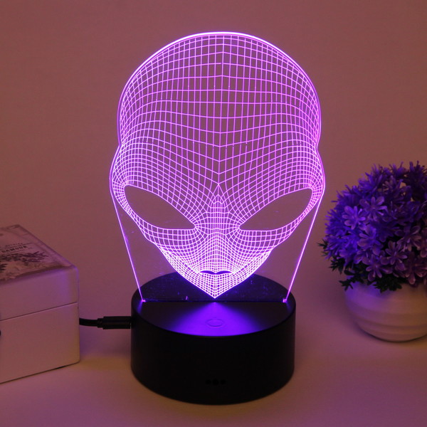 Светильник ночник "3D-Пришелец" на пластиковой подставке, с включателем USB