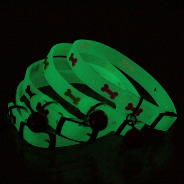Ошейник для кошек с колокольчиком 1*30см "Neon-Кость" светящийся Ultramarine