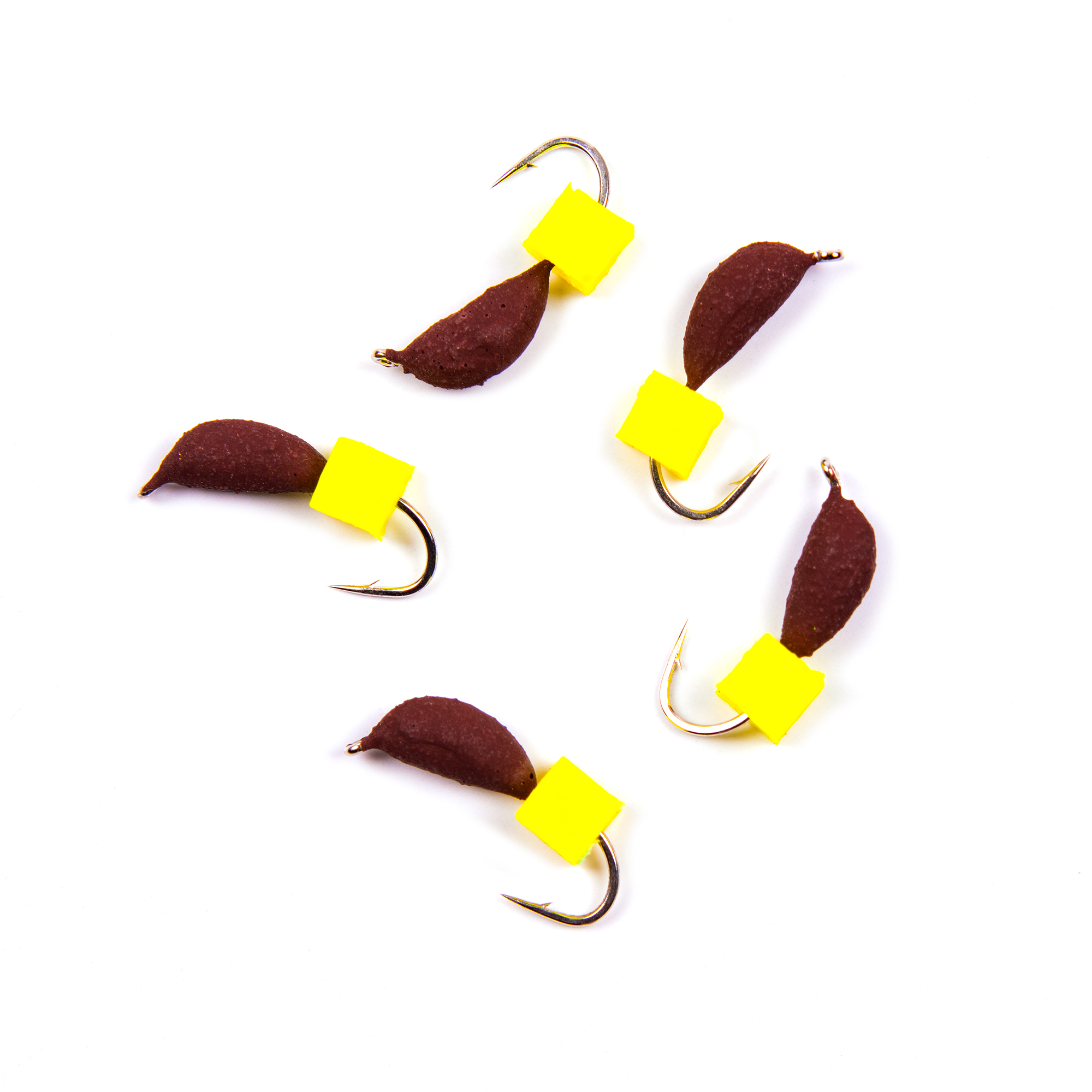 Мормышка безнасад. ЯМАН "Банан" матовый шоколад, d-3 мм, вес 0,5 г, ядреный кубик желтый (уп.5 шт)