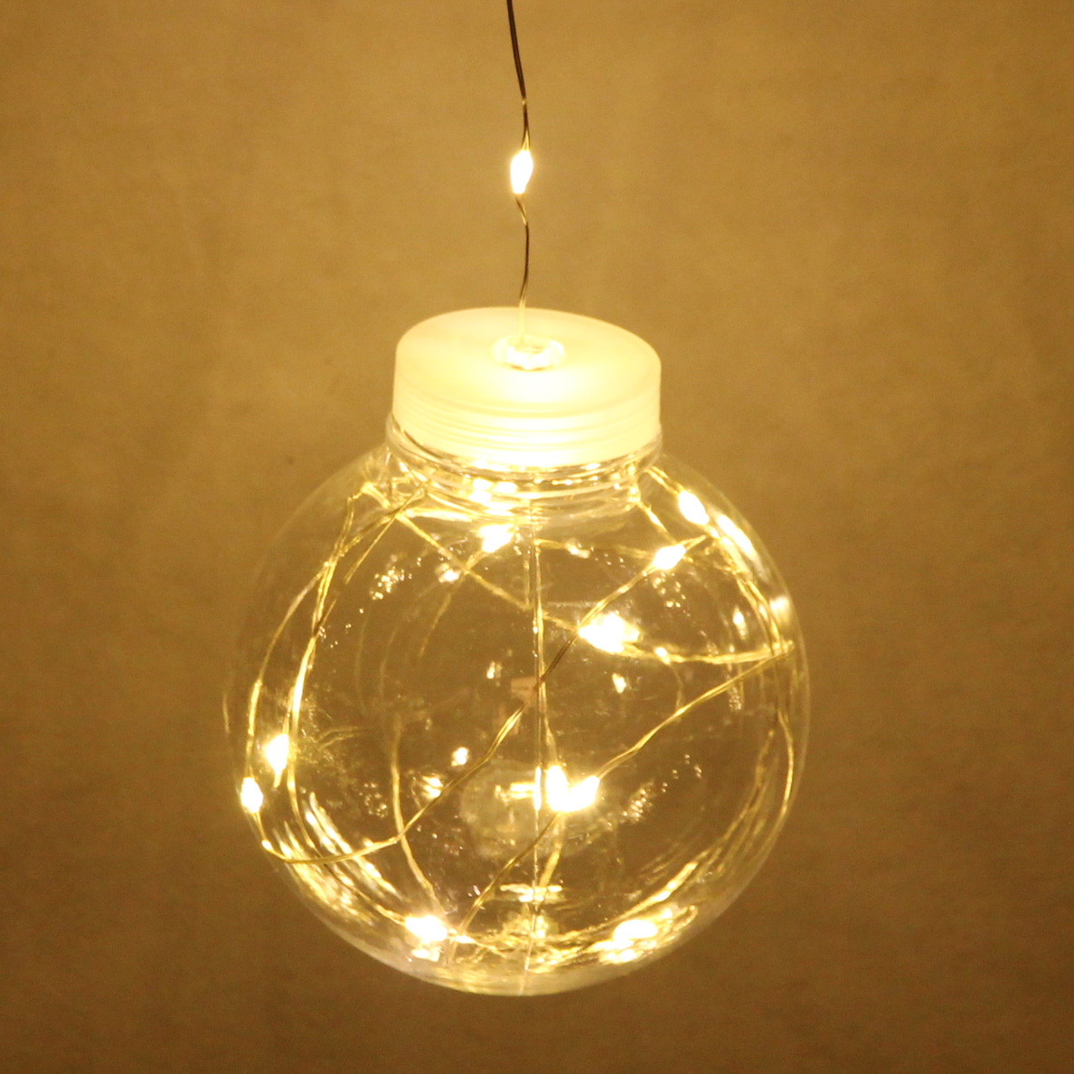 Гирлянда для дома БАХРОМА "Шар" ш2,5 м* в0,5/0,8м 200 ламп LED, d-8 см, 1 реж, IP-20, Теплый белый