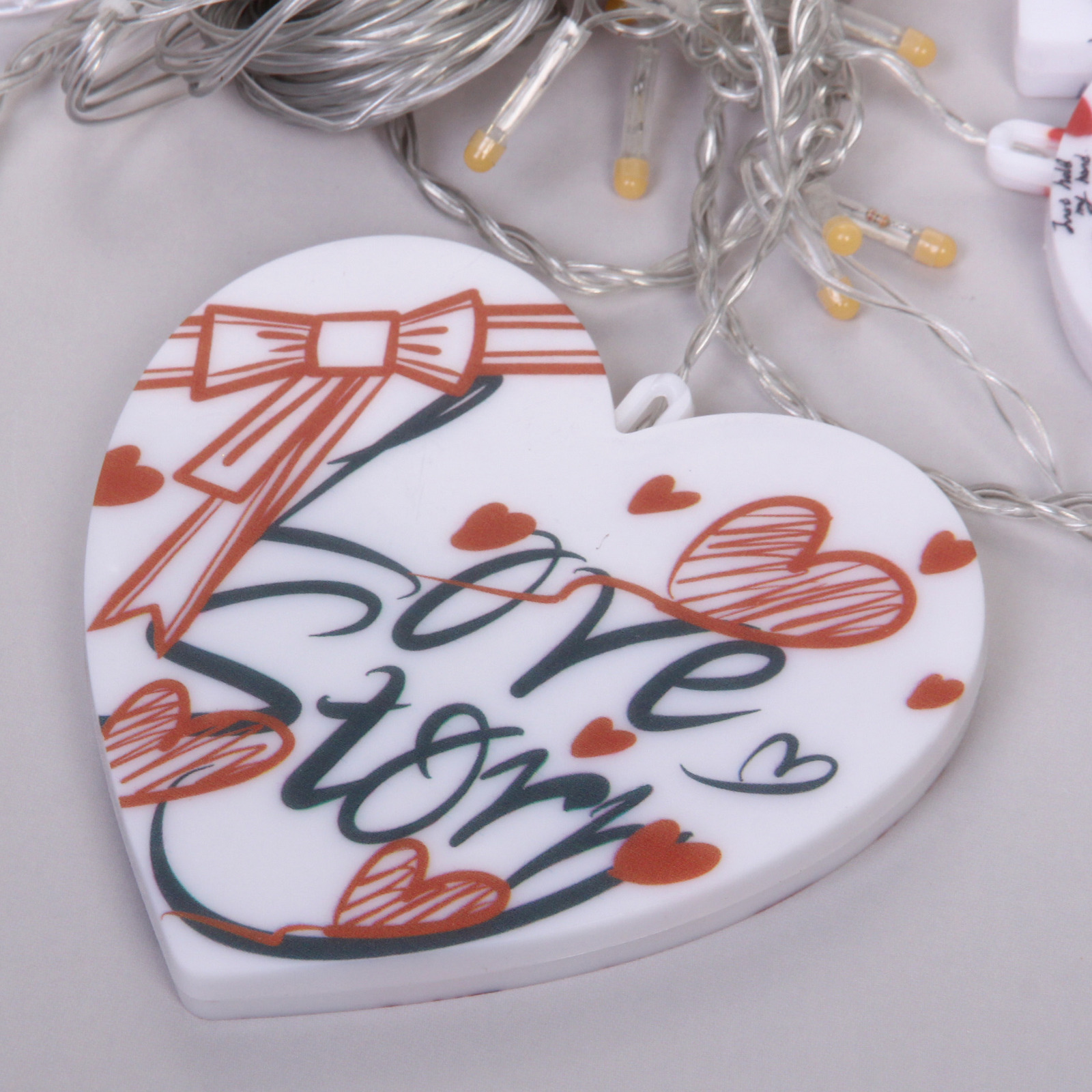 Гирлянда для дома БАХРОМА "LOVE" ш2,5м* в0,45/0,65м 90 ламп LED, прозрачн.пров, 8 режимов, IP-20, Теплый белый (возможность соединения)