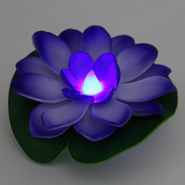 Растение водоплавающее "Кувшинка" d-10см с подсветкой от контакта с водой, фиолетовый
