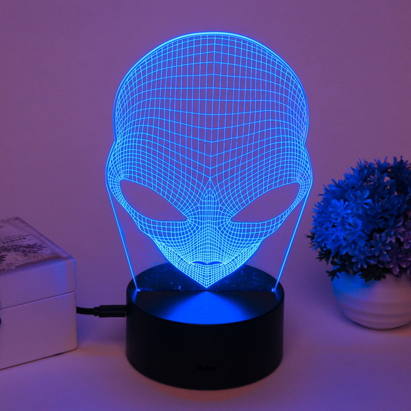 Светильник ночник "3D-Пришелец" на пластиковой подставке, с включателем USB