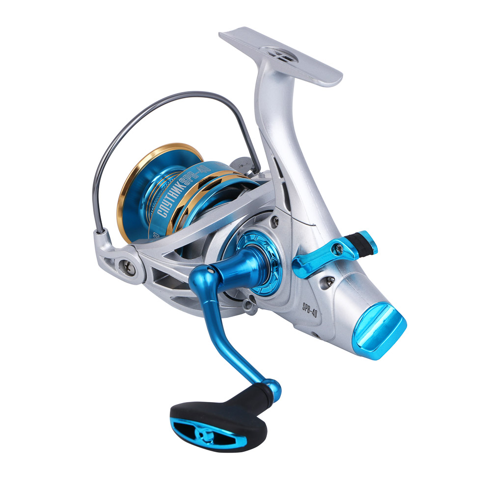 AZOR FISHING Катушка c байтранером диалоги о рыбалке "Спутник" SPB-40, 3+1п.п.