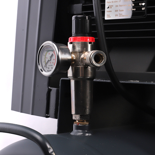 Компрессор PATRIOT KRX 700 L100 D, поршневой, ременной, масляный, 700 л/мин, 100 л, 10 бар, 4 кВт, 400 В