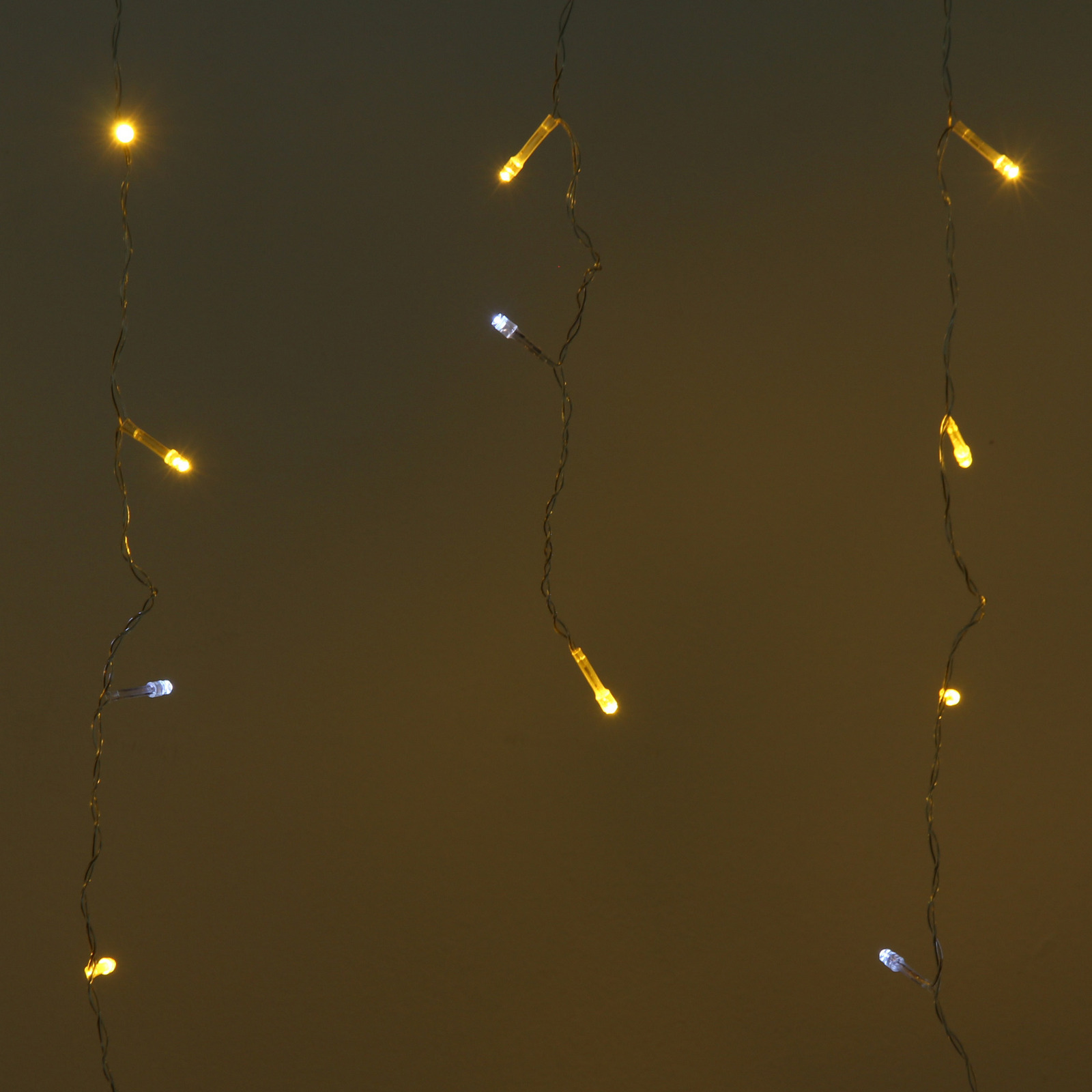 Гирлянда для дома БАХРОМА "Мерцание" ш1,5м* в30/50 см 48 ламп LED, прозрачн.пров, авторежим, IP-20, Теплый белый/Белое мерцание